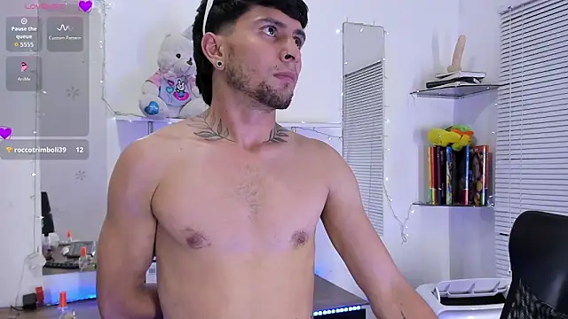 StefanoBigCock ওয়েবক্যাম শো