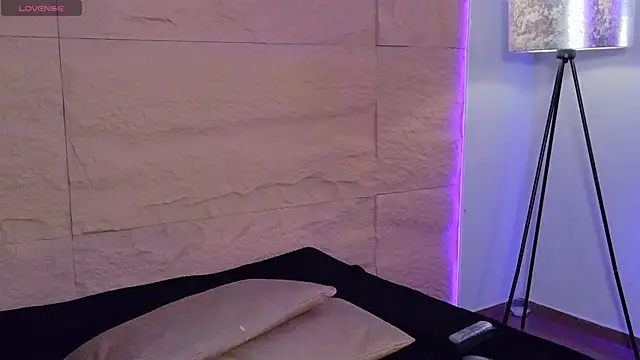 Osiriss_'s Live XXX Chat