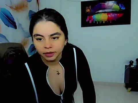Maddi_ivanova2026 Webcam Show