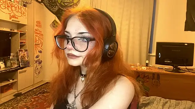 RedHeadCatn Live XXX chat