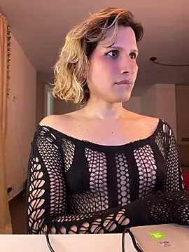 Czat XXX na żywo – milablossom001