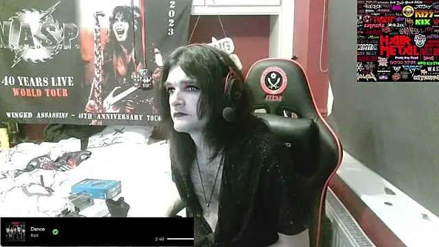 Pokazy przed kamerką – Rocker_Assassin_WASP_FAN