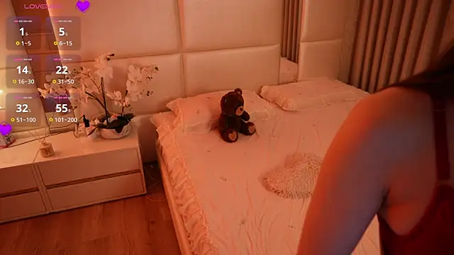 Živý XXX chat Lilly_Colins