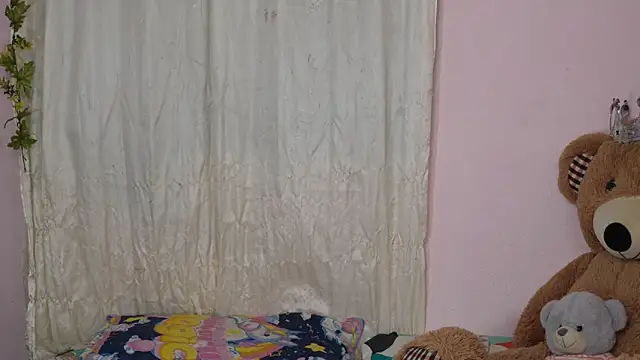 ashley_winhouse Show in webcam