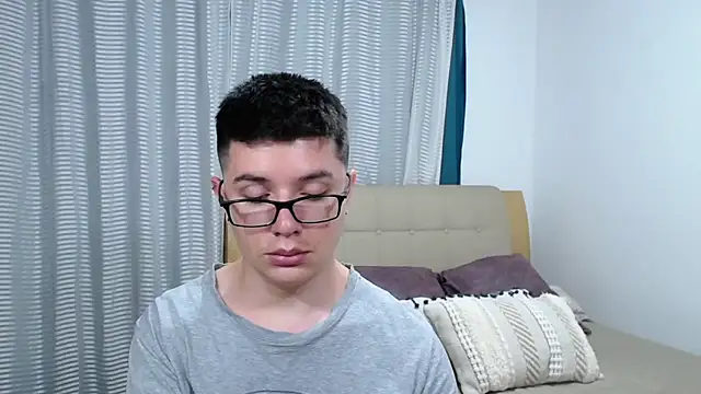 Онлайн чат XXX BlackFoXXX69