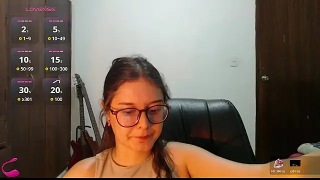 MadieeLorezn Live XXX chat