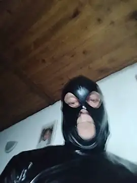Živý XXX chat lateex77