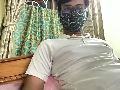 Slave_Aryan Adlı Modelin Web Kamerası Şovu