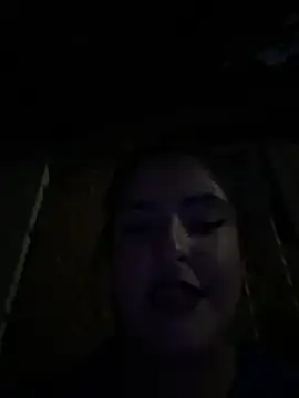 kim_zaratte Show Webcam
