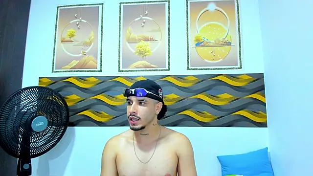 Leon_Hotx Adlı Modelin Web Kamerası Şovu