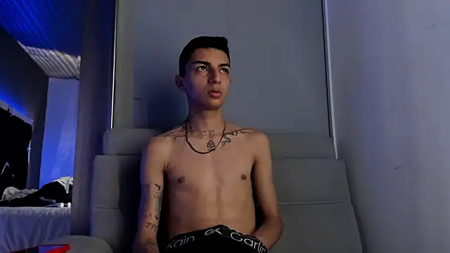Chat XXX ao vivo de NickandAbby_