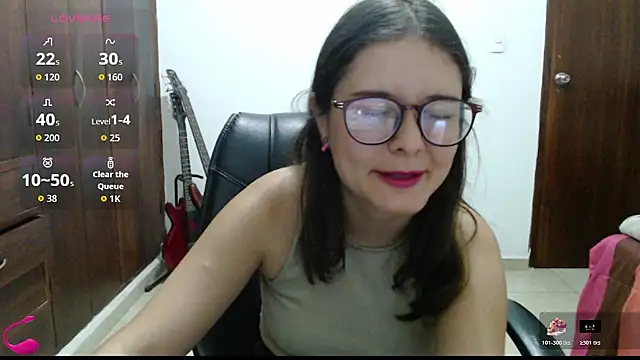 MadieeLorez Live XXX-Chat