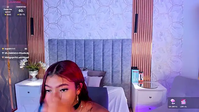 SofiiCruz লাইভ XXX চ্যাট