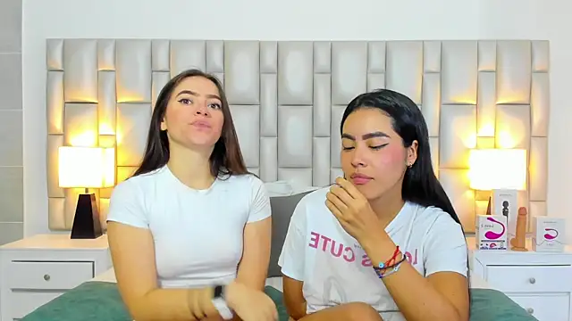 paola_katy_dicksn Webbikameraesitys