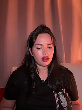 andra_rose webkamerás műsora