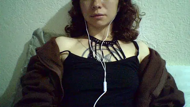 CELEna098rs707's Webcam Show