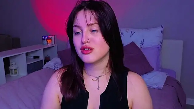 Sassy_Talkin_ Adlı Modelin Canlı XXX Sohbeti
