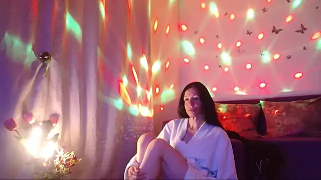 ElysaSun – Naživo XXX chat