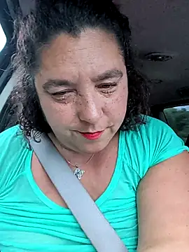 lil-gemini-hippy's Live XXX Chat