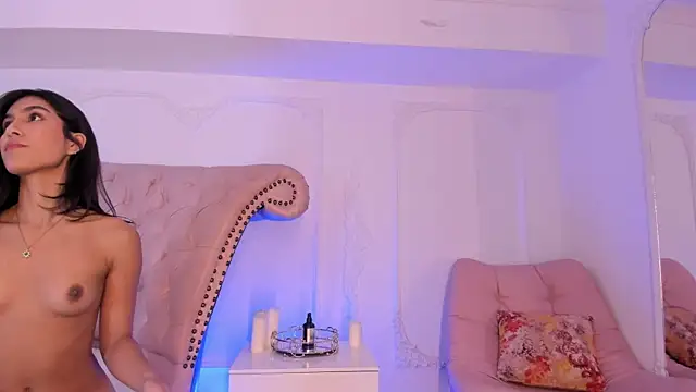 LucianaBlanco_'s Live XXX Chat
