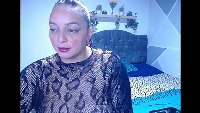 SOFY_23's Live XXX Chat