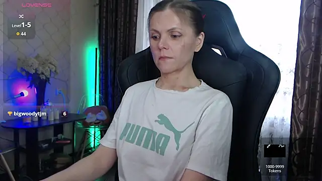 Chat XXX en directo de JessieOMays