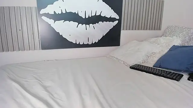 Chat +18 de Adri_Silva ao vivo