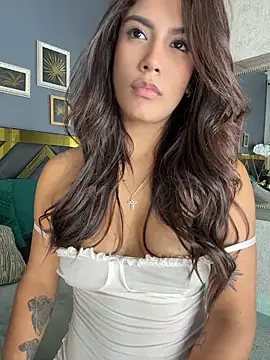 OneInAMillionXXX live XXX chat