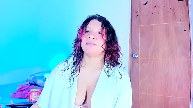 Emily_Coper18's Live XXX Chat