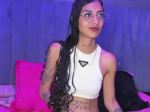 دردشة KarlaSlutSkinny__ الجنسية المباشرة