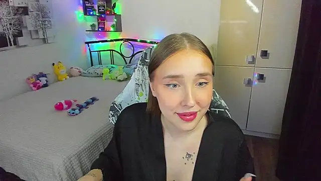 Онлайн чат XXX CrazyBitchInLace