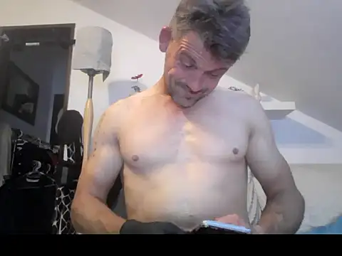 Cambitchboy's Live XXX Chat