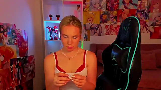 ElaraVoltage Live XXX-Chat