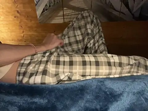 PinkGoat420 Show in webcam