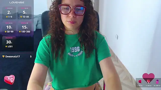 Chat XXX en directo de SharonR1