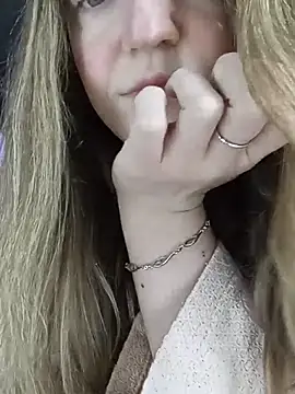 KattyLuuu's Live XXX Chat