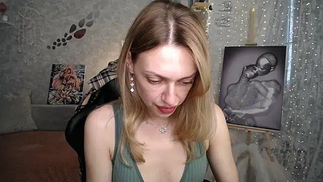 NickyAdamidi Chat XXX live