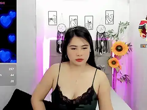 Ccinamonjazz's Live XXX Chat
