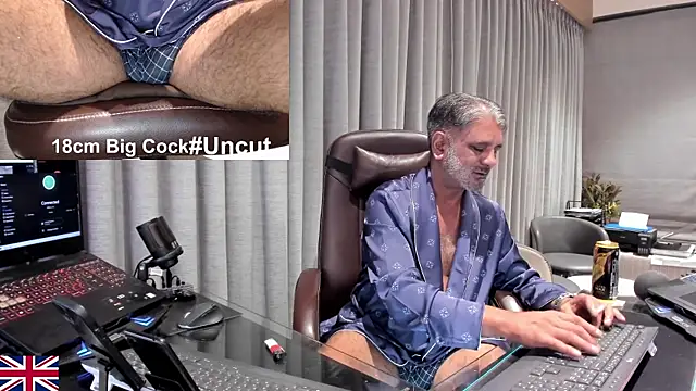 OnlineBossUK লাইভ XXX চ্যাট