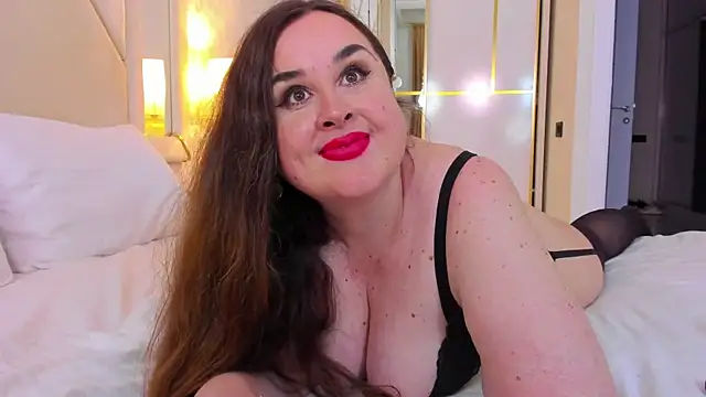 Mommylongnipples Adlı Modelin Canlı XXX Sohbeti