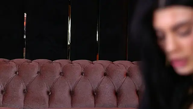 RavennaDArcy – Naživo XXX chat