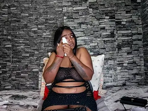 Chatroom XXX en direct de Indiasfantasy_