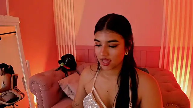 _Ananyaa_lovd Adlı Modelin Canlı Sohbet Odası