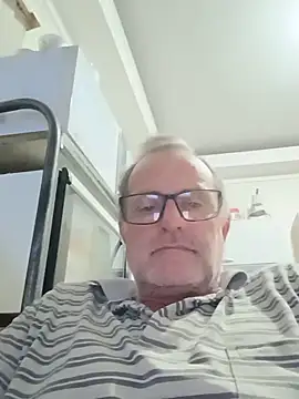 nard53 Live XXX Chat