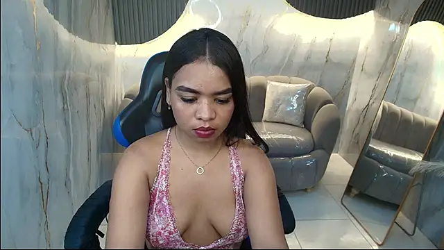 ISAA_R_ – Live XXX-chat