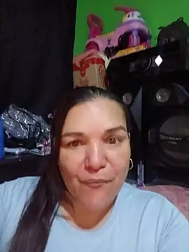 Zuleyka_69: απευθείας συνομιλία ΧΧΧ