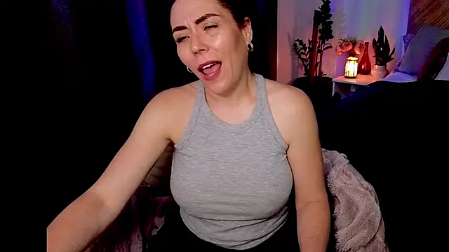 Ellie-Elizabeth Obrolan Langsung XXX