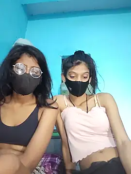Aaradhya-Rani Adlı Modelin Canlı Sohbet Odası