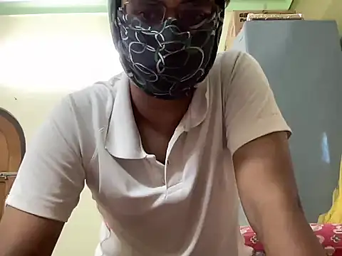 Slave_Aryan লাইভ XXX চ্যাট