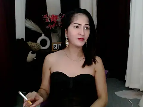 AnaxandraVenomLips Adlı Modelin Web Kamerası Şovu